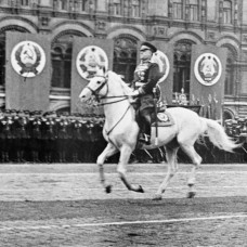          24 июня 1945 года ПОБЕДА